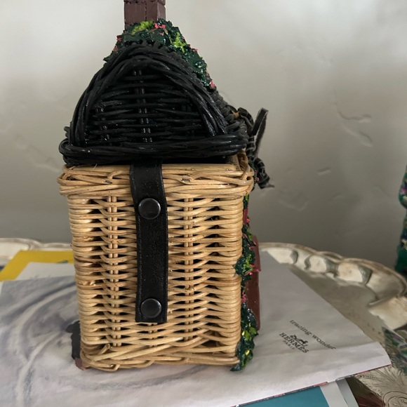 Charming Novelty Wicker House Handbag, Handmade wearable art - Picture 7 of 8